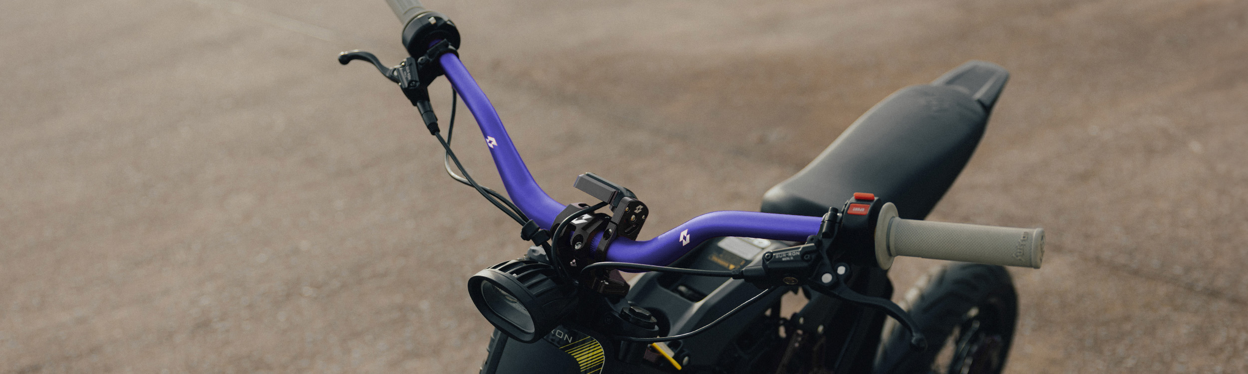 Full-E Charged High-Rise Handlebar 31.8mm Blue